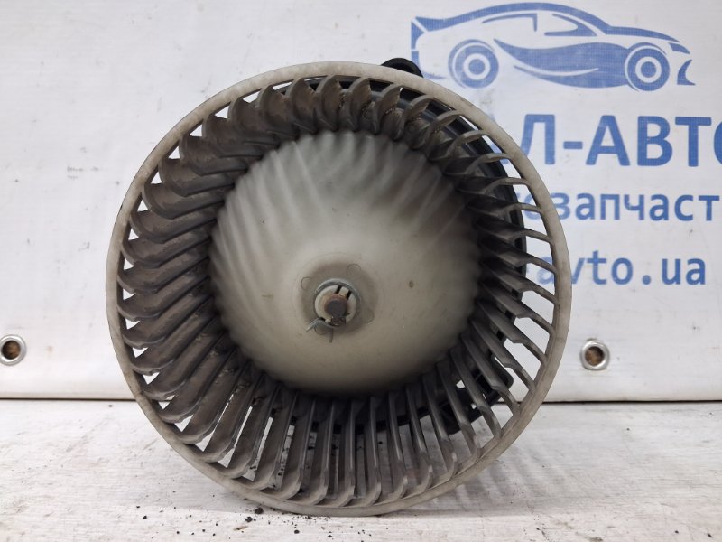 Моторчик печки Pajero Sport 1996-2008 K9 3.0 бензин 6G72 Моторчик печки Pajero Sport 1996-2008 K9 3.0 бензин 6G72