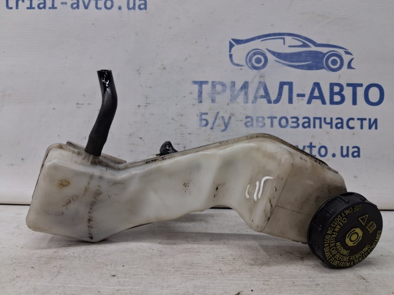 Бачок главного тормозного цилиндра Qashqai 2013-2022 J11 1.2 Бензин HRA2DDT Бачок главного тормозного цилиндра Qashqai 2013-2022 J11 1.2 Бензин HRA2DDT