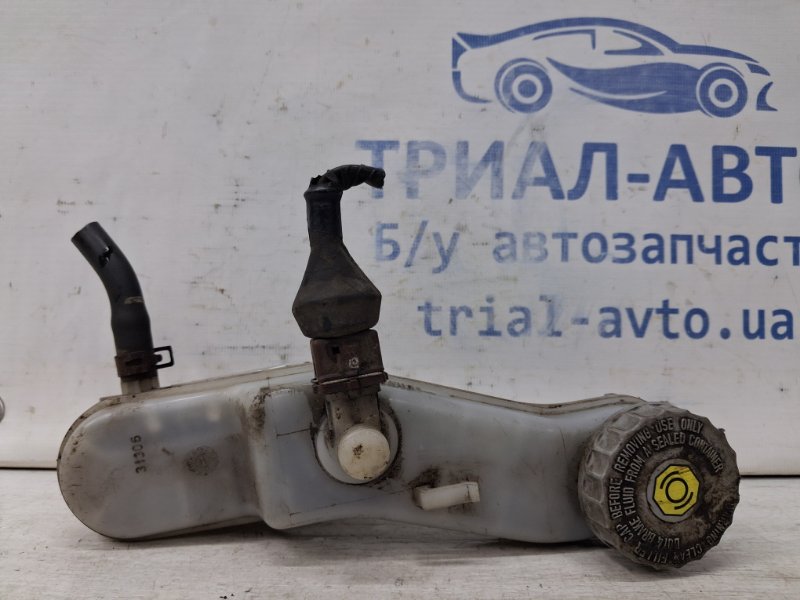 Бачок главного тормозного цилиндра Suzuki SX4 1 1.6 бензин M16A