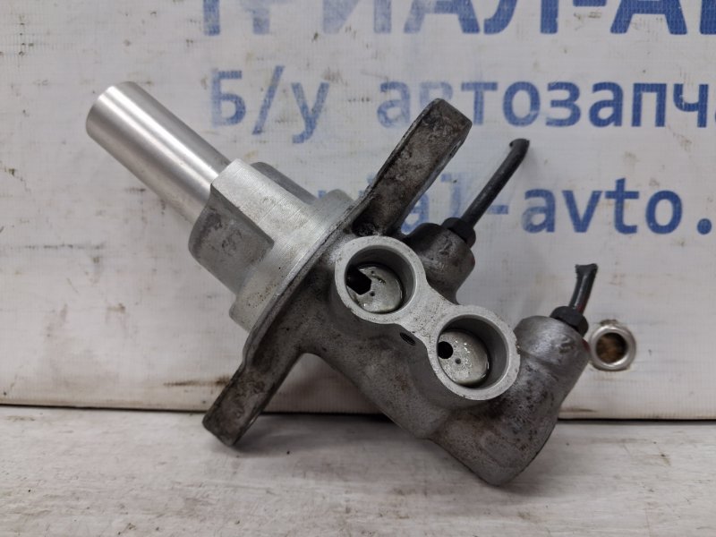 Тормозной цилиндр главный Suzuki SX4 1 1.6 бензин M16A