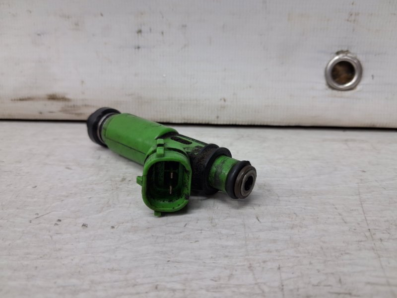 Форсунка топливная Pajero Sport 1996-2008 K9 3.0 бензин 6G72