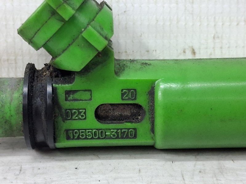 Форсунка топливная Mitsubishi Pajero Sport K9 3.0 бензин 6G72