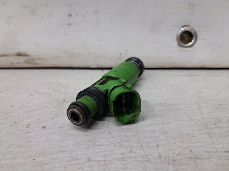 Форсунка топливная Pajero Sport 1996-2008 K9 3.0 бензин 6G72