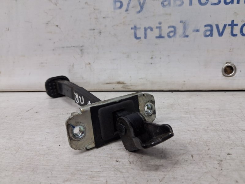 Ограничитель двери передний правый Captiva 2006-2018 C140 2.2 diesel Z22D1 Ограничитель двери передний правый Captiva 2006-2018 C140 2.2 diesel Z22D1