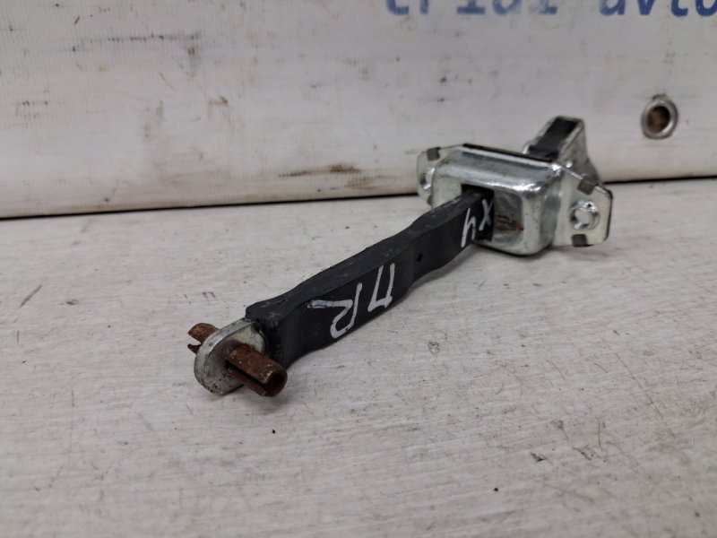 Ограничитель двери передний правый Suzuki SX4 1 1.6 бензин M16A