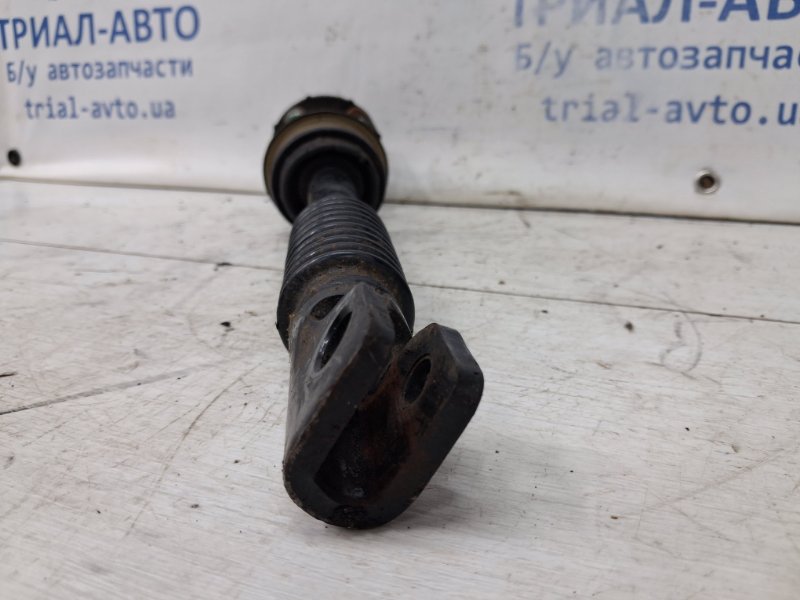 Карданчик рулевой Nissan Navara D40 2.5 Diesel YD25DDTI Карданчик рулевой Nissan Navara D40 2.5 Diesel YD25DDTI