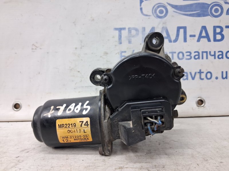 Запчасть мотор дворников Mitsubishi Pajero Sport 1996-2008 K9 3.0 бензин 6G72 MR221974 Б/У Мотор дворников Mitsubishi Pajero Sport 1996-2008 K9 3.0 бензин 6G72 MR221974 Б/У