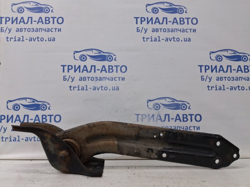 Рычаг задней подвески продольный правый Chevrolet Captiva 2006-2018 C140 2.2 diesel Z22D1 95261628 Б/У