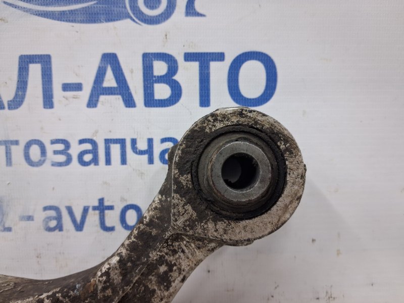 Рычаг задней подвески продольный левый Qashqai 2006-2013 J10 2.0 Бензин MR20DE Рычаг задней подвески продольный левый Qashqai 2006-2013 J10 2.0 Бензин MR20DE