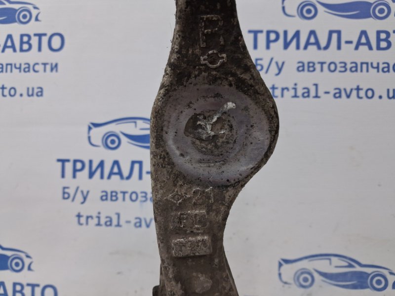 Рычаг задней подвески продольный правый Qashqai 2006-2013 J10 2.0 Бензин MR20DE Рычаг задней подвески продольный правый Qashqai 2006-2013 J10 2.0 Бензин MR20DE