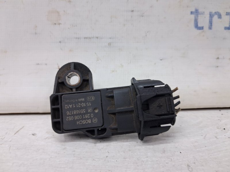 Датчик давления Map Sensor Chevrolet Captiva 2006-2018 C140 2.2 diesel Z22D1 55568176 Б/У
