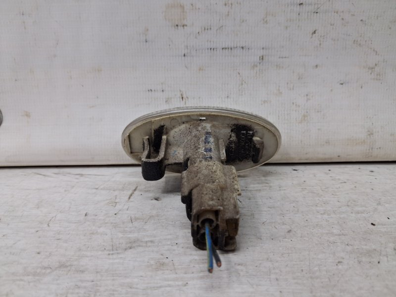 Повторитель поворотника Suzuki SX4 1 2.0 Бензин J20A