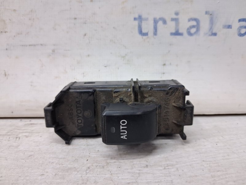 Кнопка стеклоподъемника Lexus RX 350 2003-2009 XU30 3.5 Бензин 2GRFE 840300E010 Б/У