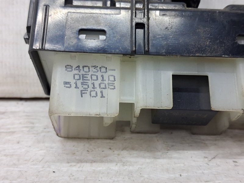 Кнопка стеклоподъемника Lexus RX 350 XU30 3.5 Бензин 2GRFE