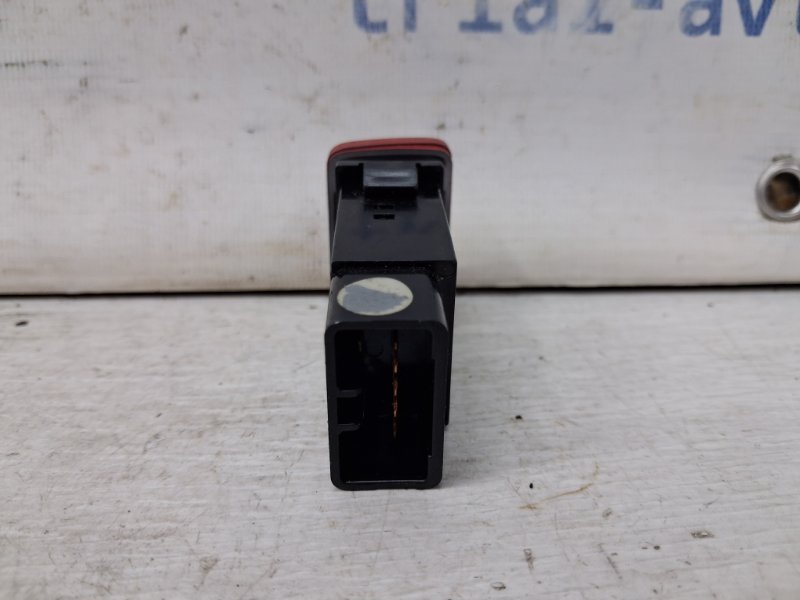 Кнопка аварийки Tucson 2004-2009 JM 2.0 diesel D4EA Кнопка аварийки Tucson 2004-2009 JM 2.0 diesel D4EA