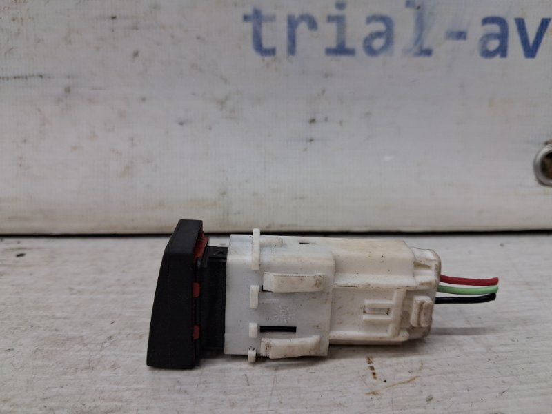 Кнопка аварийки Qashqai 2006-2013 J10 2.0 Бензин MR20DE Кнопка аварийки Qashqai 2006-2013 J10 2.0 Бензин MR20DE