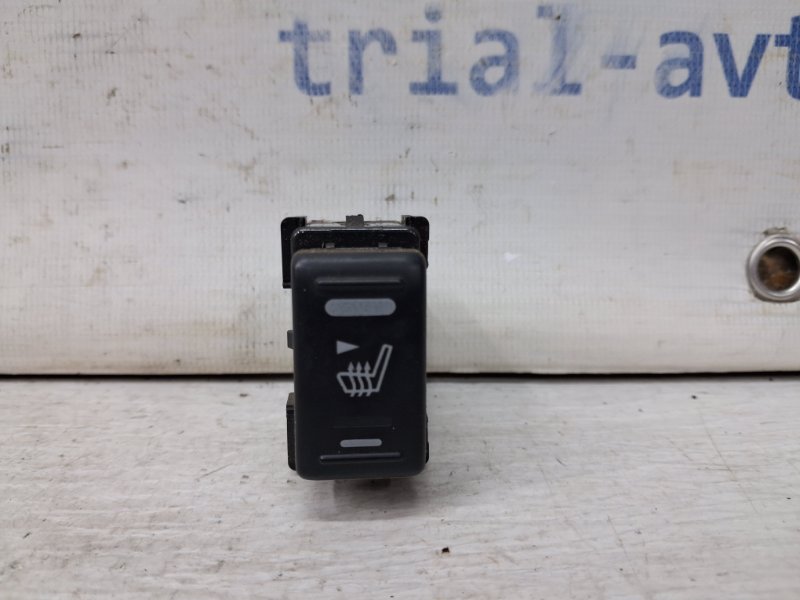 Запчасть кнопка подогрева Nissan Navara 2004-2015 D40 2.5 Diesel YD25DDTI 25500AX600 Б/У Кнопка подогрева Nissan Navara 2004-2015 D40 2.5 Diesel YD25DDTI 25500AX600 Б/У