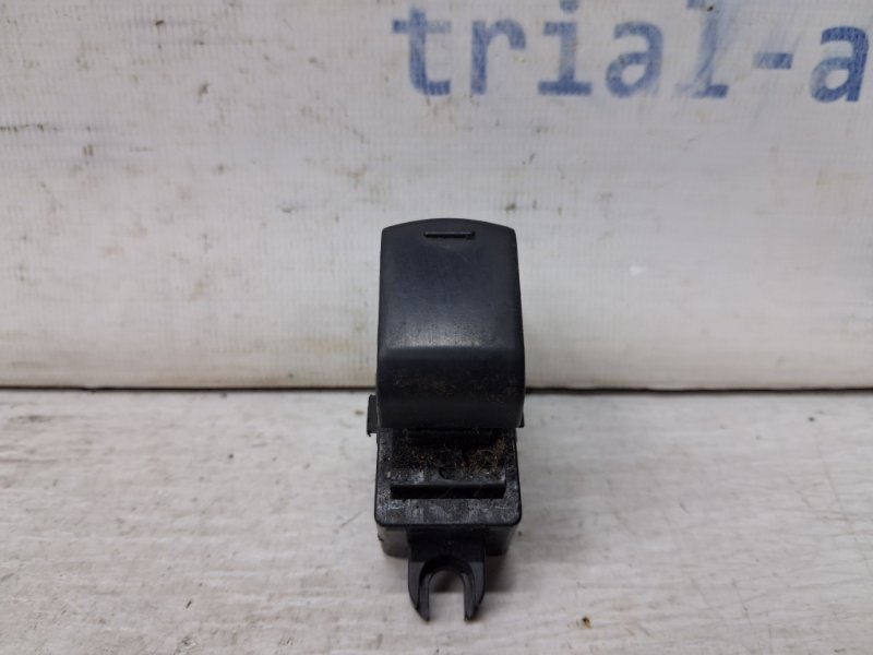 Запчасть кнопка стеклоподъемника Nissan Qashqai 2006-2013 J10 2.0 Бензин MR20DE 25411JD000 Б/У Кнопка стеклоподъемника Nissan Qashqai 2006-2013 J10 2.0 Бензин MR20DE 25411JD000 Б/У