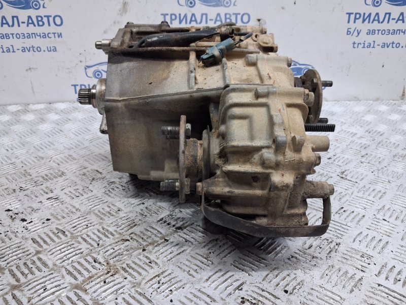 Раздаточная коробка Prado 2002-2009 J120 3.0 Diesel 1KDFTV Раздаточная коробка Prado 2002-2009 J120 3.0 Diesel 1KDFTV