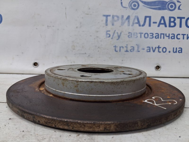 Диск тормозной задний Toyota Auris E150 1.6 бензин 1ZRFAE
