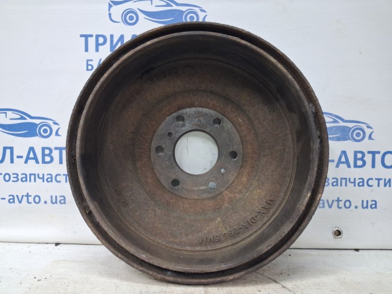 Барабан тормозной задний Navara 2004-2015 D40 2.5 Diesel YD25DDTI Барабан тормозной задний Navara 2004-2015 D40 2.5 Diesel YD25DDTI