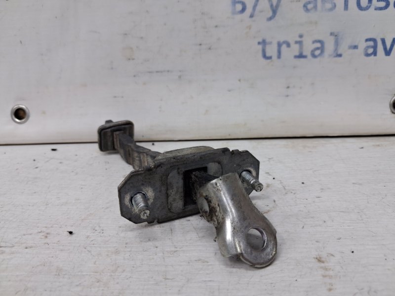 Ограничитель двери задний левый Forester 2012-2018 SJ 2.0 diesel EE20Z Ограничитель двери задний левый Forester 2012-2018 SJ 2.0 diesel EE20Z