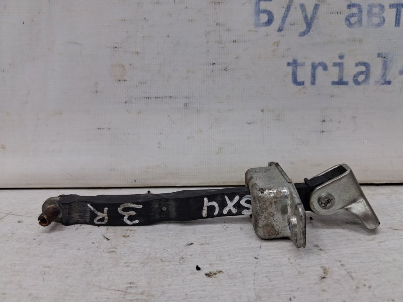 Ограничитель двери задний правый Suzuki SX4 2006-2014 1 2.0 Бензин J20A 8183051K01 Б/У