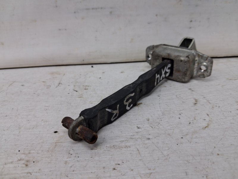 Ограничитель двери задний правый Suzuki SX4 1 2.0 Бензин J20A