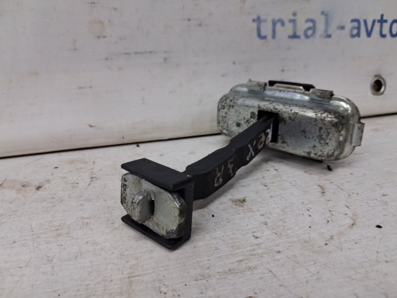 Ограничитель двери задний правый SsangYong Rexton Y250 2.7 D27DT