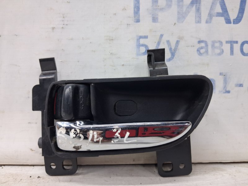 Запчасть ручка двери внутренняя левая Subaru Outback 2009-2015 BR 2.5 бензин Ej253 61051AJ010VH Б/У Ручка двери внутренняя левая Subaru Outback 2009-2015 BR 2.5 бензин Ej253 61051AJ010VH Б/У