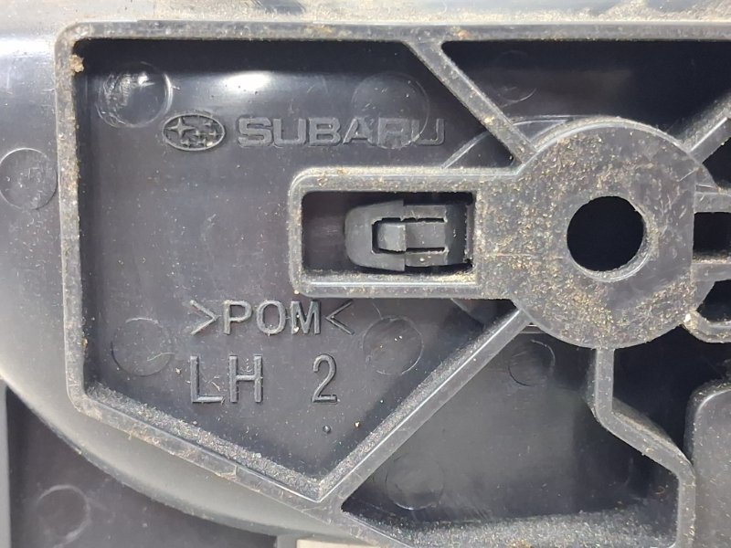 Ручка двери внутренняя левая Subaru Outback BR 2.5 бензин Ej253 Ручка двери внутренняя левая Subaru Outback BR 2.5 бензин Ej253