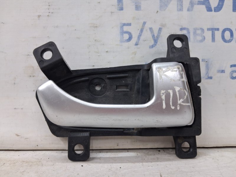 Запчасть ручка двери внутренняя правая Kia Sportage 2010-2016 SL 1.7 diesel D4FD 826203U000 Б/У Ручка двери внутренняя правая Kia Sportage 2010-2016 SL 1.7 diesel D4FD 826203U000 Б/У