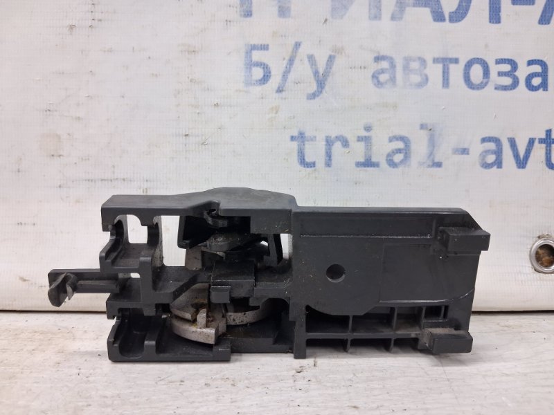 Ручка двери внутренняя правая Suzuki SX4 1 2.0 Бензин J20A