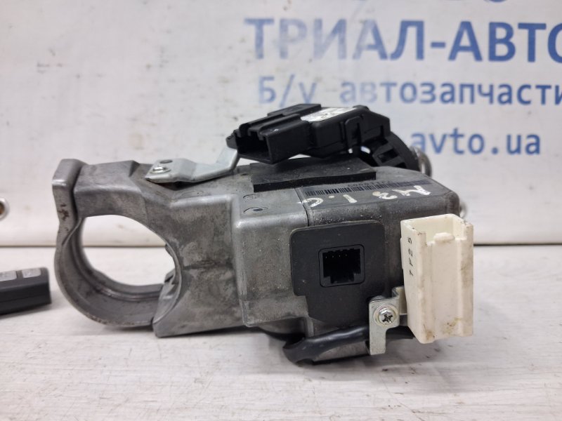 Замок зажигания Mazda 3 BK 1.6 бензин Z6