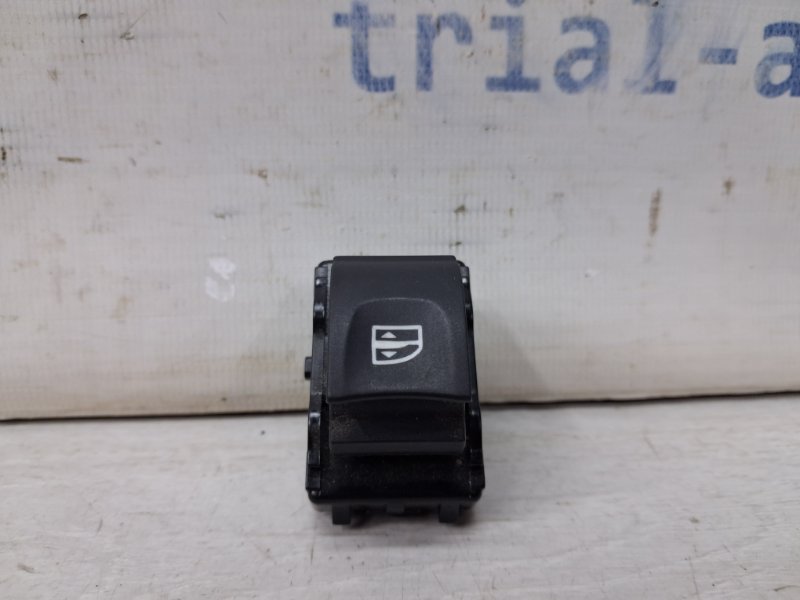 Запчасть кнопка стеклоподъемника Renault Megane 2008-2016 3 1.5 Diesel K9K 254010003R Б/У Кнопка стеклоподъемника Renault Megane 2008-2016 3 1.5 Diesel K9K 254010003R Б/У