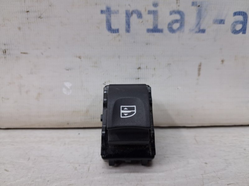 Запчасть кнопка стеклоподъемника Renault Megane 2008-2016 3 1.5 Diesel K9K 254010003R Б/У Кнопка стеклоподъемника Renault Megane 2008-2016 3 1.5 Diesel K9K 254010003R Б/У