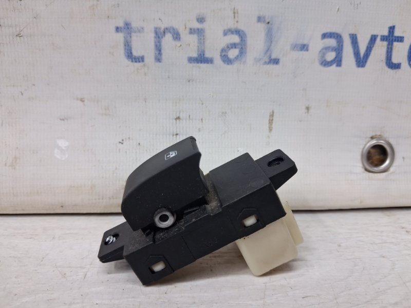 Кнопка стеклоподъемника Captiva 2006-2018 C140 2.2 diesel Z22D1 Кнопка стеклоподъемника Captiva 2006-2018 C140 2.2 diesel Z22D1