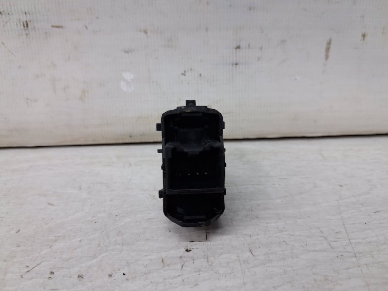 Кнопка стеклоподъемника Ford Kuga CBS 2.0 diesel Кнопка стеклоподъемника Ford Kuga CBS 2.0 diesel