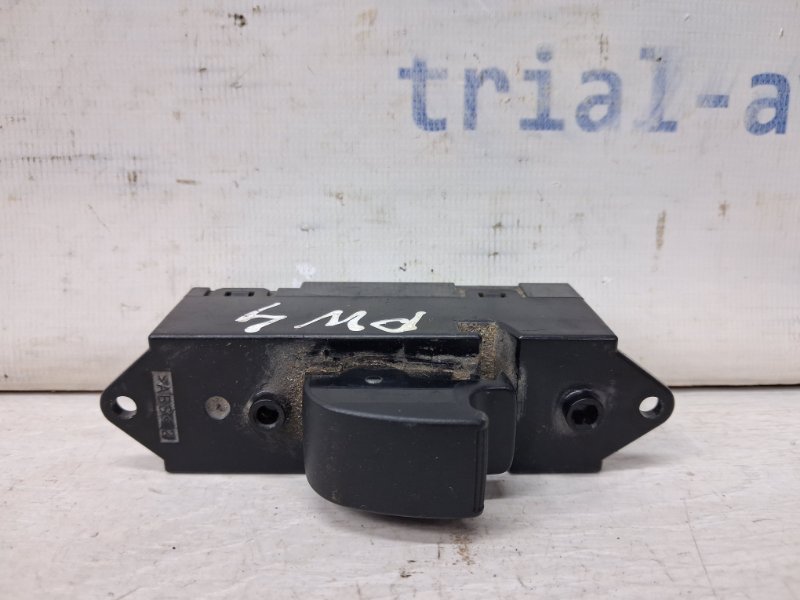 Кнопка стеклоподъемника Pajero Wagon 2006-2022 4 3.2 Дизель 4M41 Кнопка стеклоподъемника Pajero Wagon 2006-2022 4 3.2 Дизель 4M41