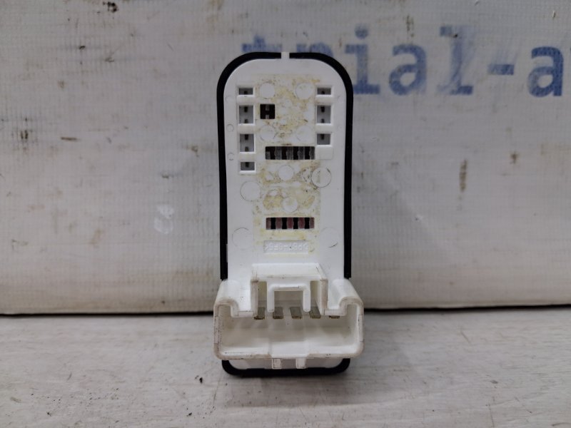 Кнопка стеклоподъемника Mazda 3 BM 2.2 diesel