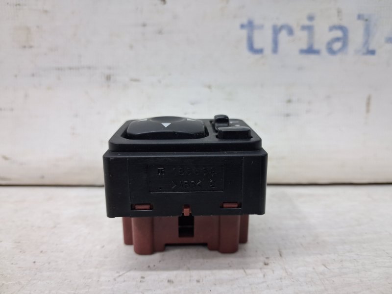 Корректор зеркал Pajero Wagon 1999-2006 3 3.2 Дизель 4M41