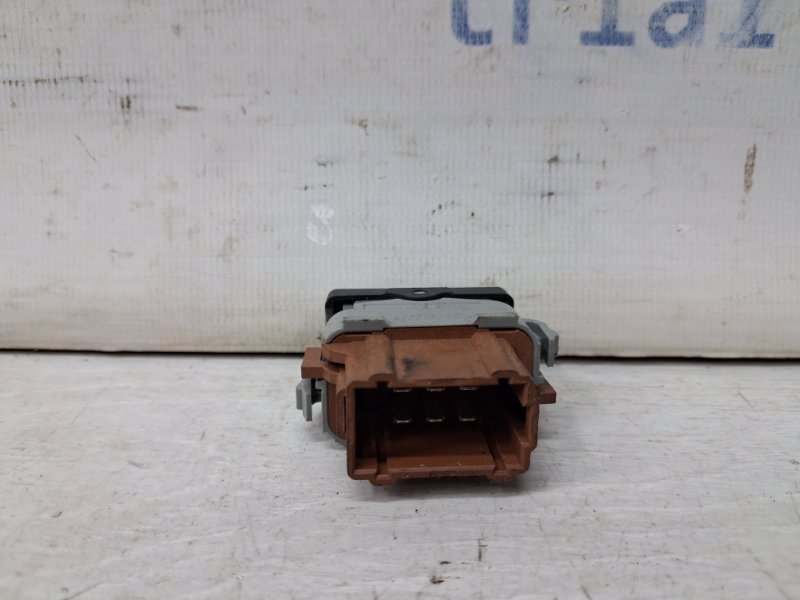 Кнопка подогрева Dacia Duster HS 1.5 Diesel K9K Кнопка подогрева Dacia Duster HS 1.5 Diesel K9K