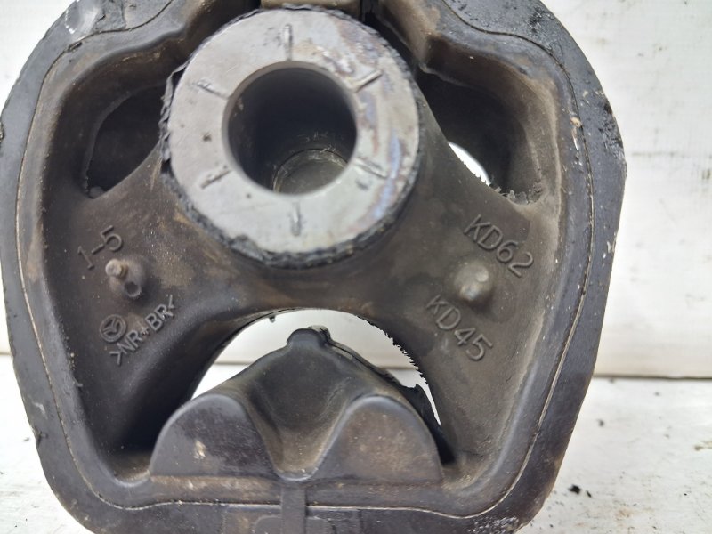 Подушка ДВС задняя 3 2013-2019 BM 2.2 diesel