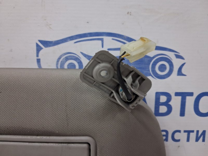 Козырек солнцезащитный правый Pathfinder 2004-2014 R51 2.5 Diesel YD25DDTI Козырек солнцезащитный правый Pathfinder 2004-2014 R51 2.5 Diesel YD25DDTI