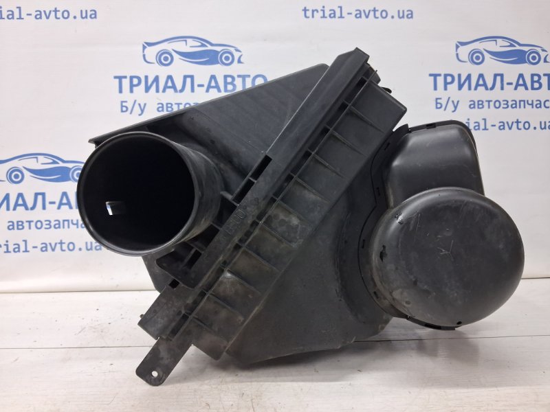 Запчасть корпус воздушного фильтра Nissan Pathfinder 2004-2014 R51 2.5 Diesel YD25DDTI 16500EB300 Б/У Корпус воздушного фильтра Nissan Pathfinder 2004-2014 R51 2.5 Diesel YD25DDTI 16500EB300 Б/У