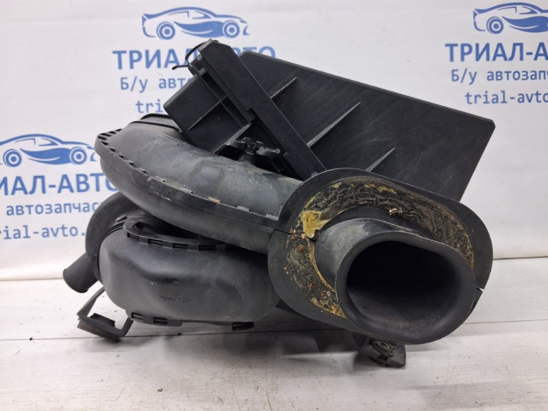 Корпус воздушного фильтра Pathfinder 2004-2014 R51 2.5 Diesel YD25DDTI Корпус воздушного фильтра Pathfinder 2004-2014 R51 2.5 Diesel YD25DDTI