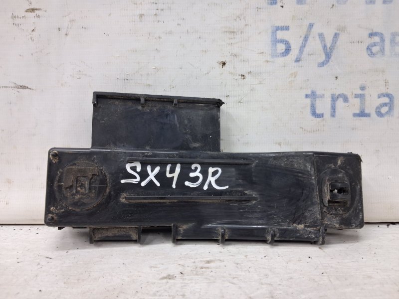 Кронштейн бампера задний правый Suzuki SX4 2006-2014 1 2.0 Бензин J20A 7182375K00 Б/У