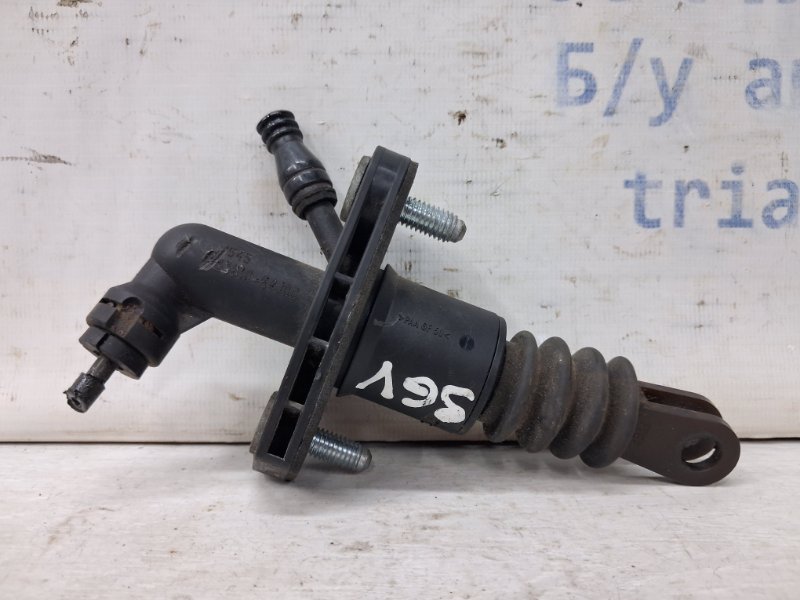 Цилиндр сцепления главный Suzuki Grand Vitara 2005-2016 JT 2.0 Бензин J20A 2381064J00 Б/У