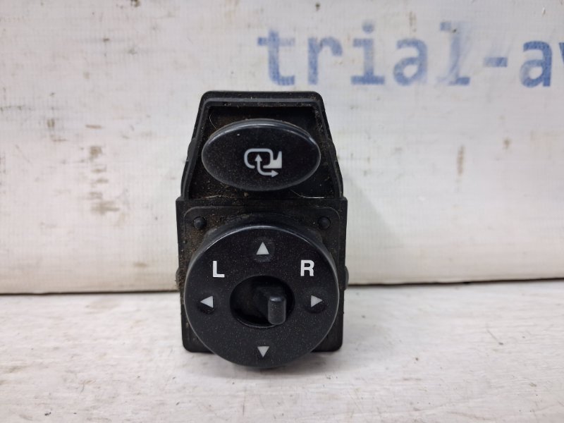 Корректор зеркал SsangYong Rexton 2006-2012 Y250 2.7 D27DT 2020006320 Б/У