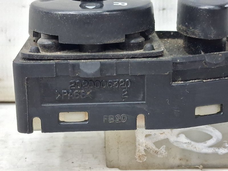 Корректор зеркал SsangYong Rexton Y250 2.7 D27DT